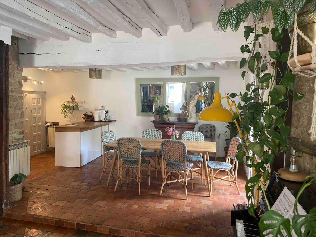 Grande Maison A Semur En Plein Coeur Historique Villa Bagian luar foto
